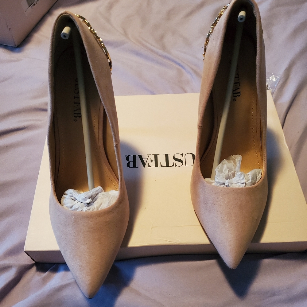 Point toe heels - Picture 5 of 6